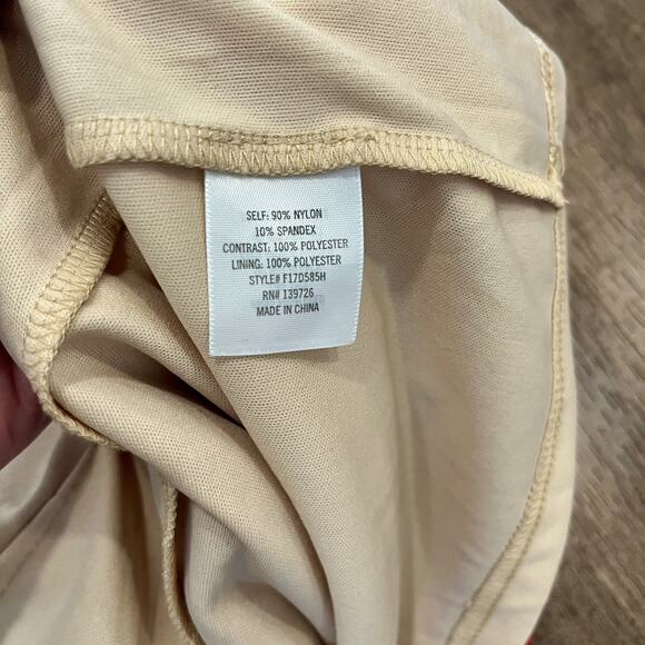 Francesca Red Lace Overlay Mini Dress Women’s Size Small - Picture 7 of 9